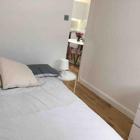 Newly Refurbished 2-Bedroom Flat In Notting Hill London Exterior photo